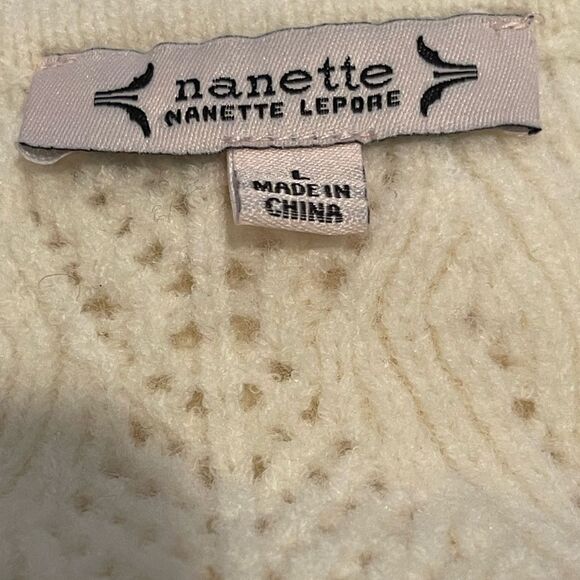 Nanette Lepore Cream V-Neck Sweater Pearl embellishment. - Picture 8 of 9